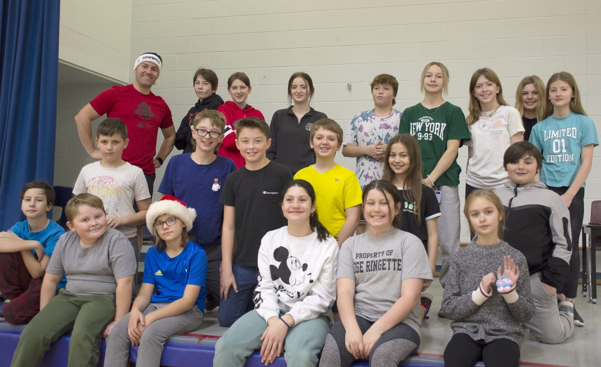 Students raise $6,000 for families in need at Christmas