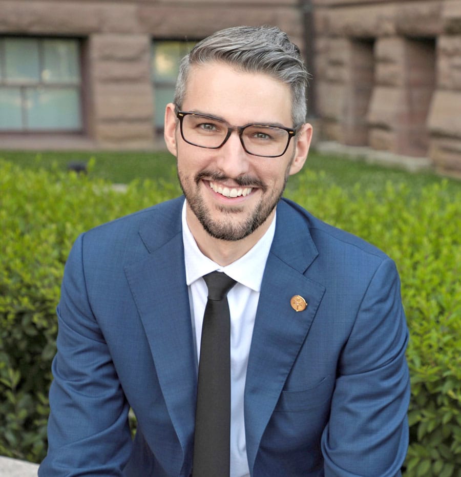 Province announces funds to train nurses, PSWs for long-term care