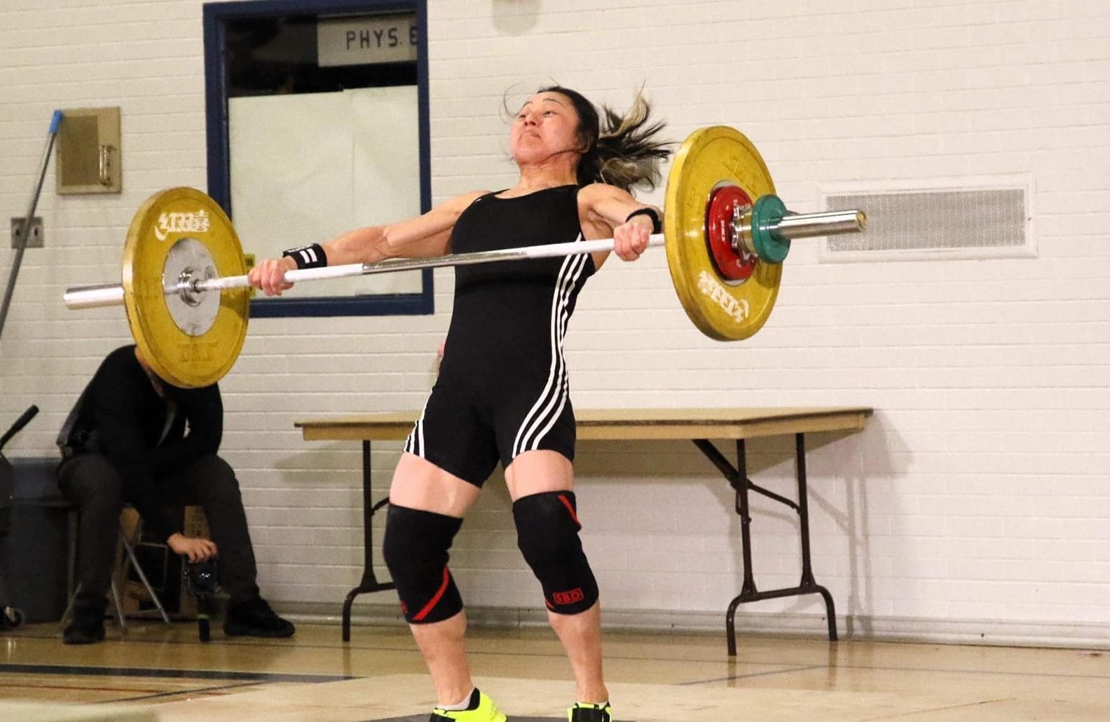 Belinda Cox sets three new provincial records in weightlifting