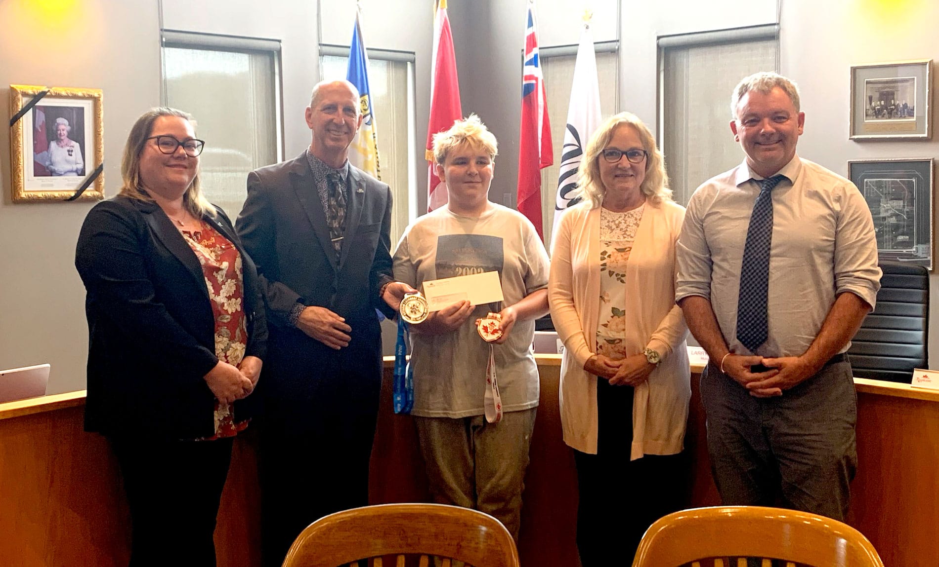 Mapleton council presents $250 bursary for youth's accomplishments