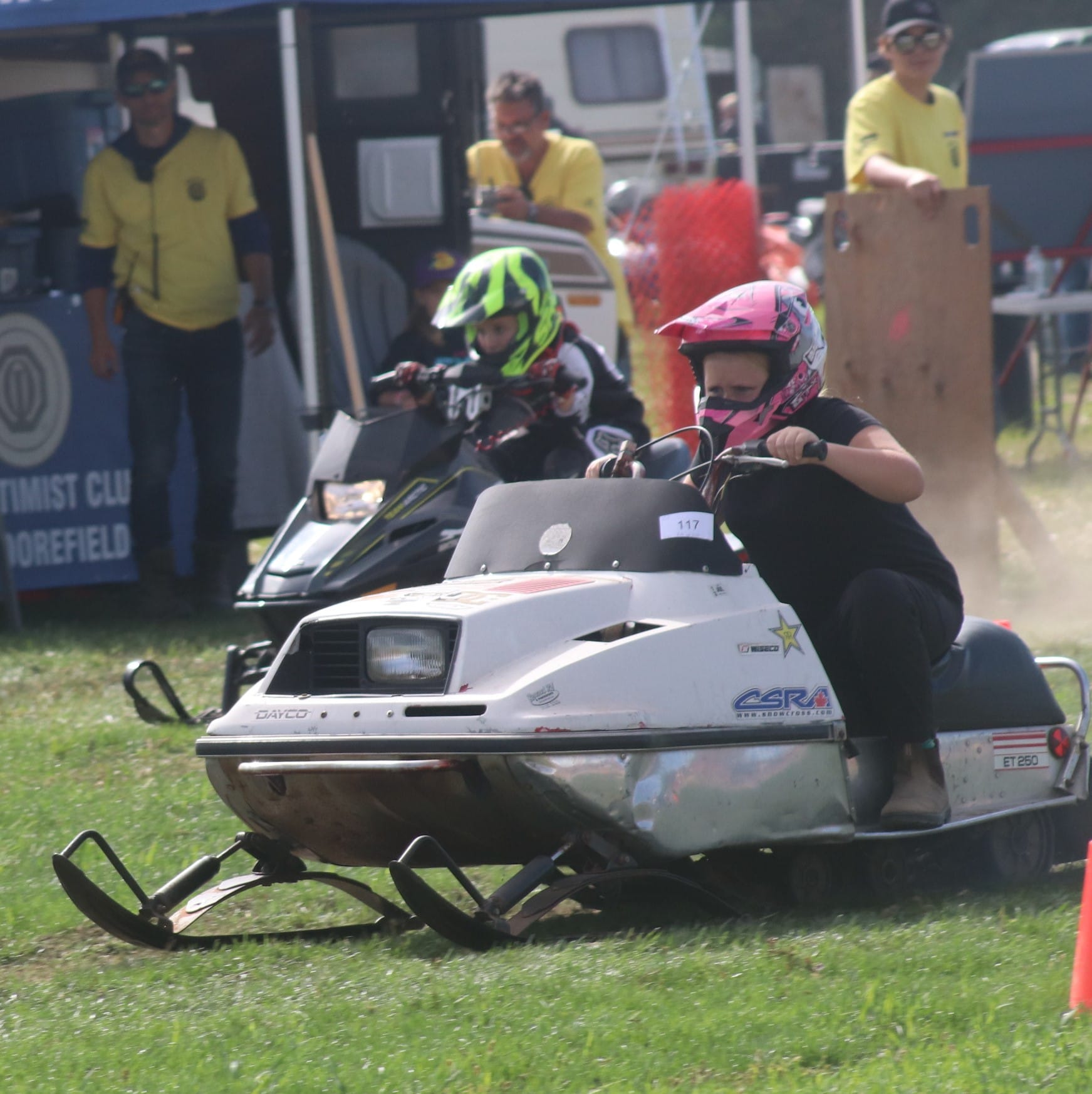 Record number of spectators at fifth Moorefield Grass Drags