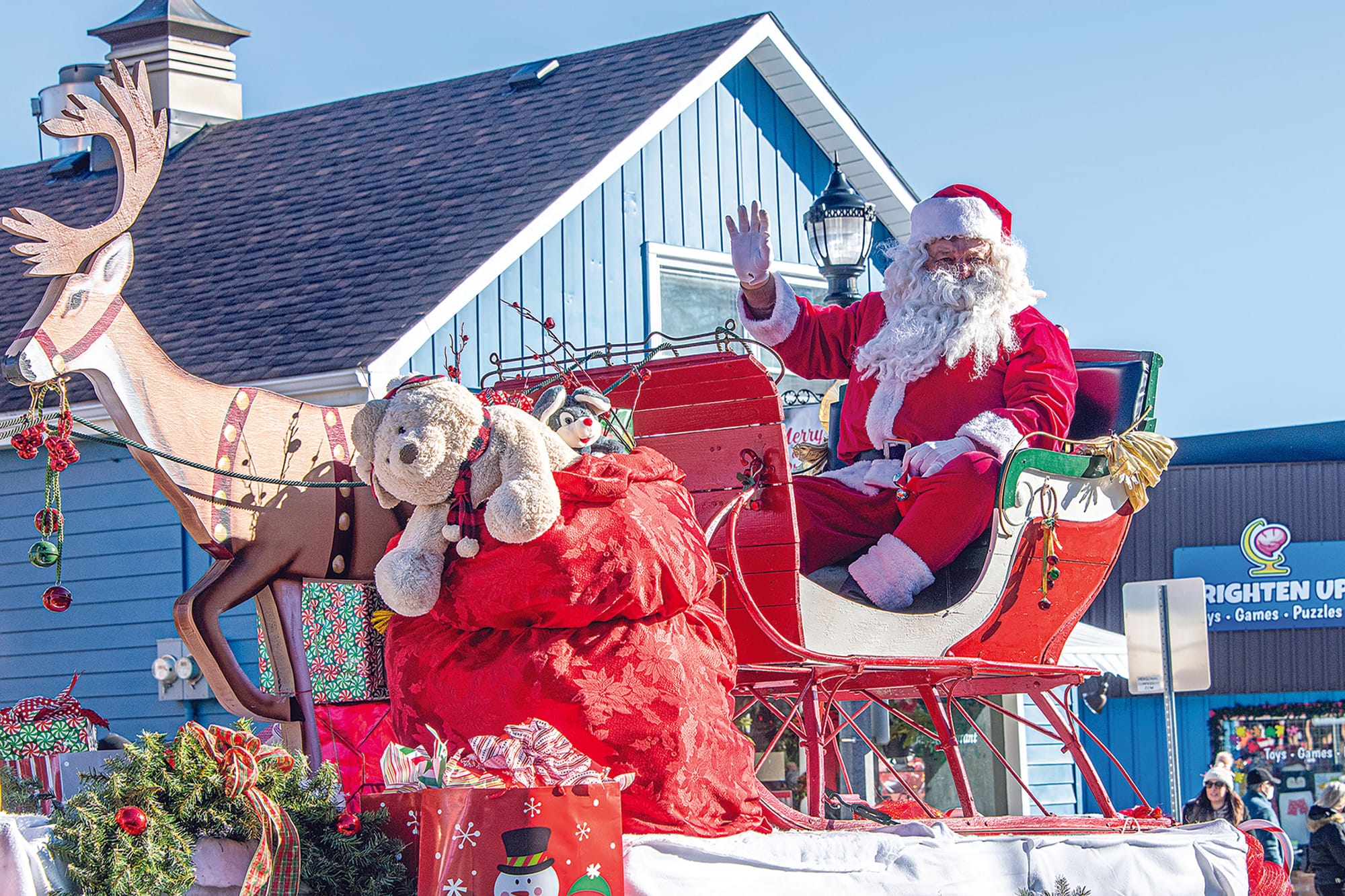 Santa Claus is coming to Wellington County