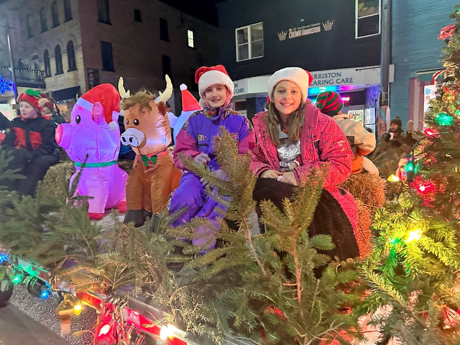 Harriston Santa Clause parade returns