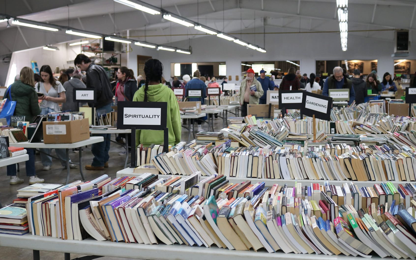 Giant Book Sale raises a record $97,000 for Elora Festival