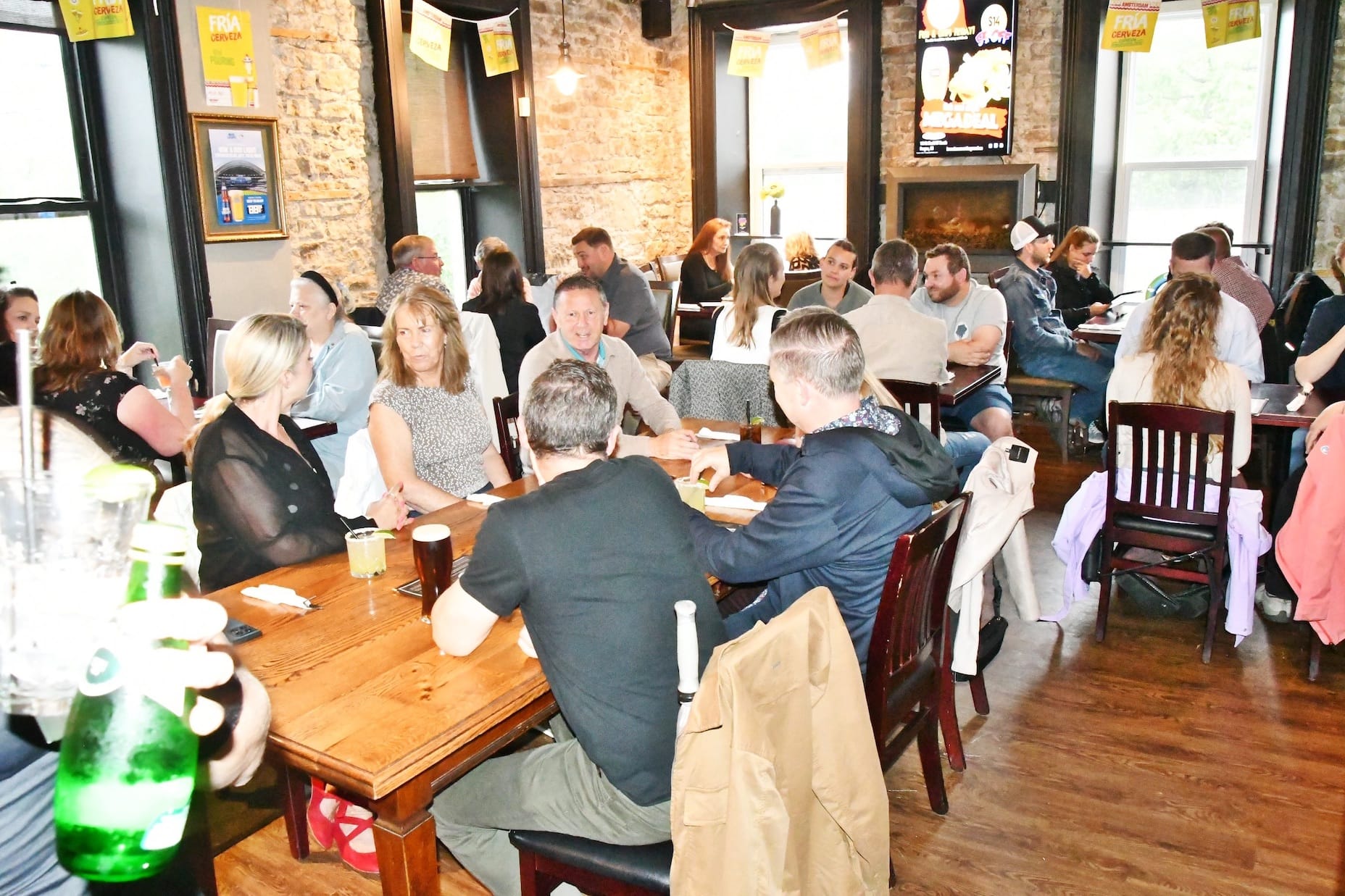 Sensational Elora hosts pub crawl