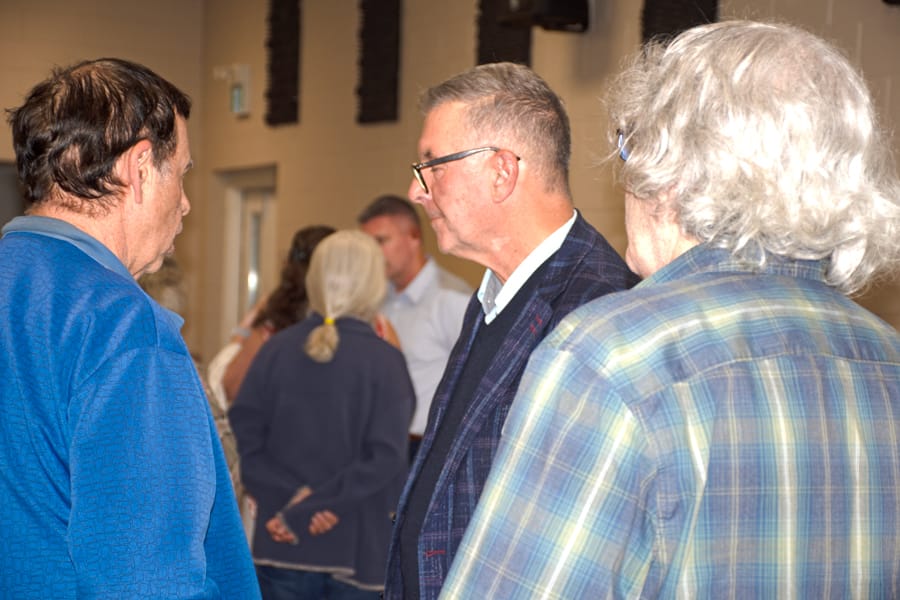 Elora residents speak out against tourism, parking, lack of housing at town hall